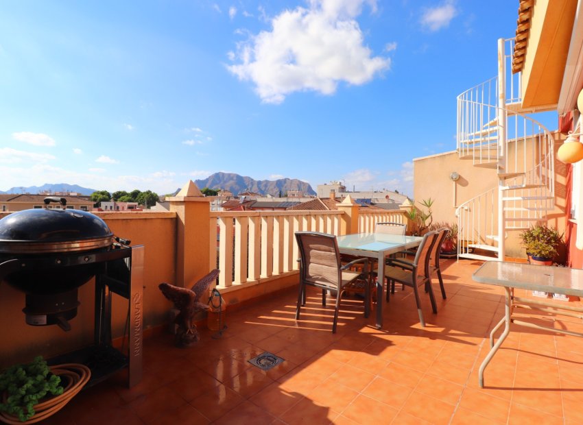 Resale - Apartment / flat - Rafal - Rafal - Town