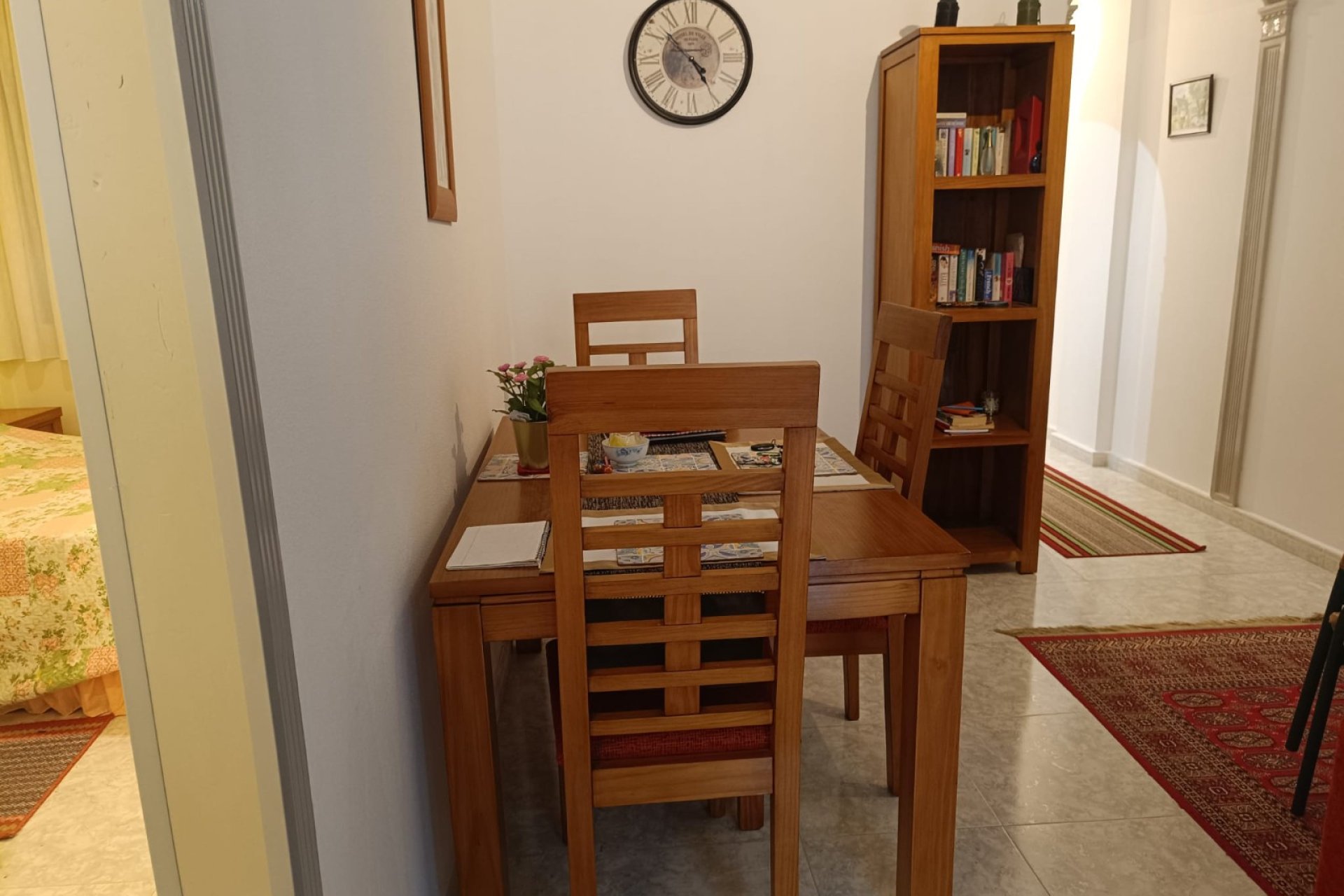 Resale - Apartment / flat - Rafal