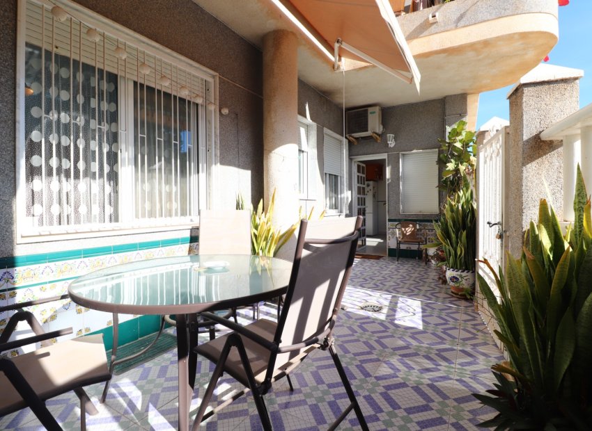 Resale - Apartment / flat - Rojales