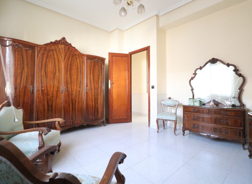 Resale - Apartment / flat - Rojales