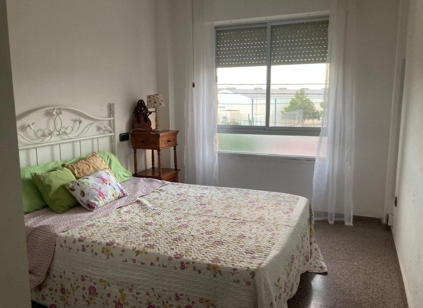 Resale - Apartment / flat - Salinas
