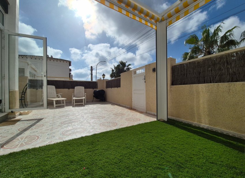 Resale - Apartment / flat - San Miguel de Salinas - Costa Blanca