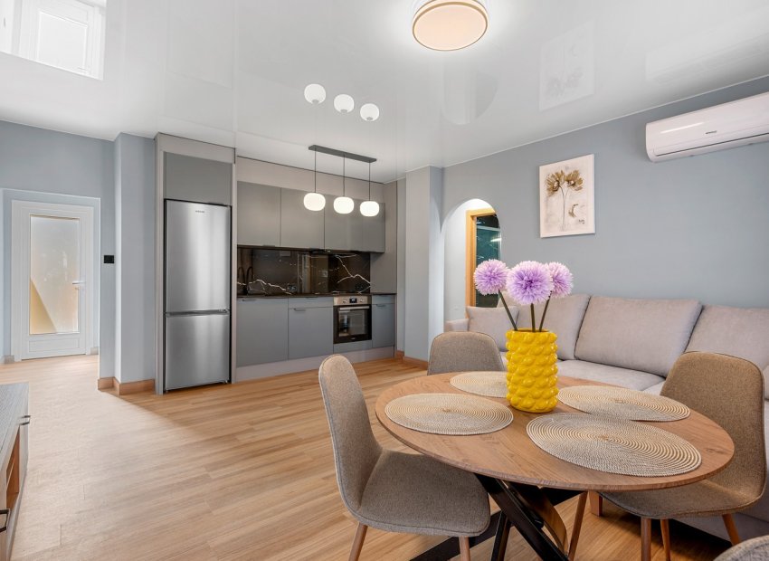 Resale - Apartment / flat - San Miguel de Salinas - Orihuela Costa