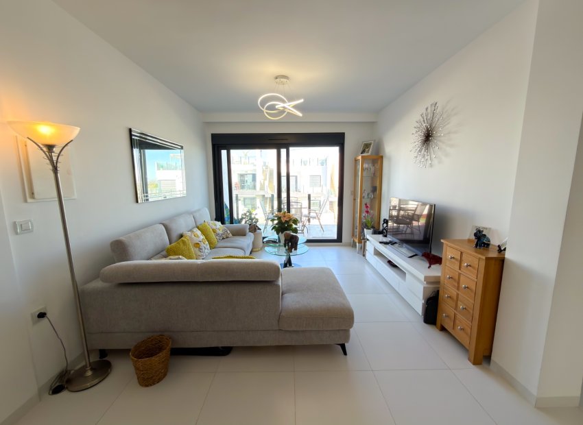 Resale - Apartment / flat - San Miguel de Salinas - Pueblo