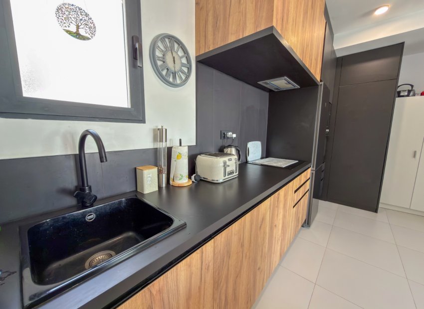 Resale - Apartment / flat - San Miguel de Salinas - Pueblo