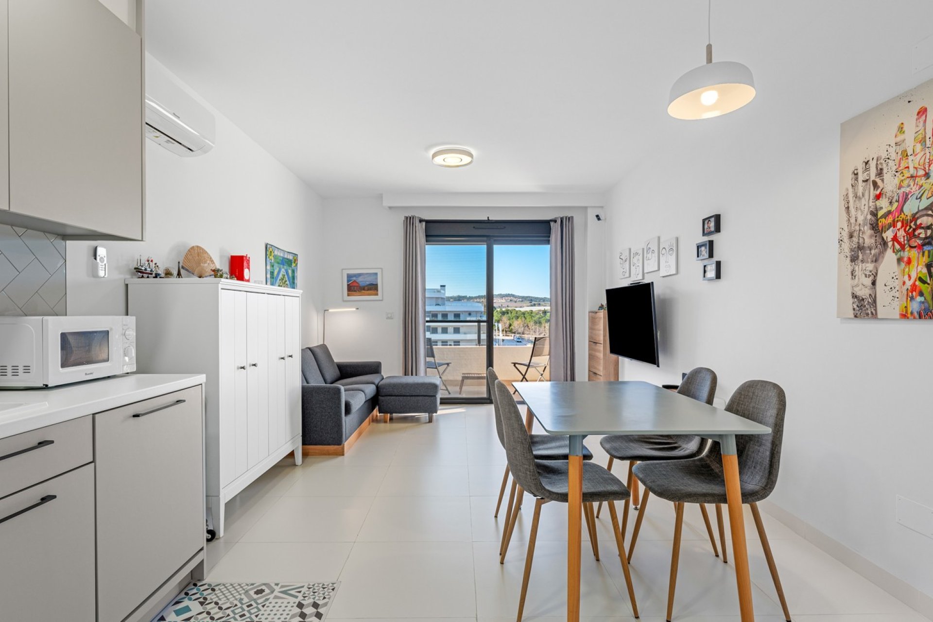 Resale - Apartment / flat - San Miguel de Salinas