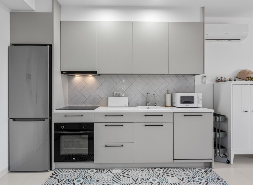 Resale - Apartment / flat - San Miguel de Salinas