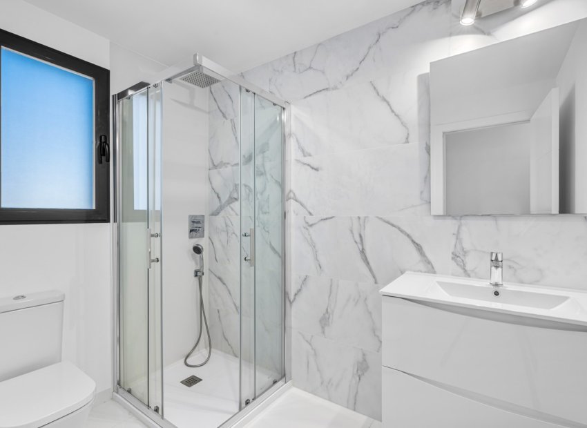 Resale - Apartment / flat - San Miguel de Salinas