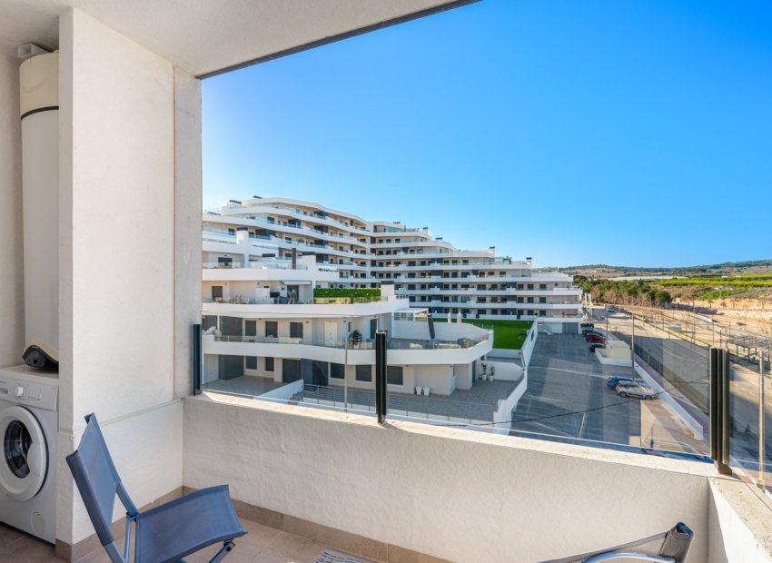 Resale - Apartment / flat - San Miguel de Salinas