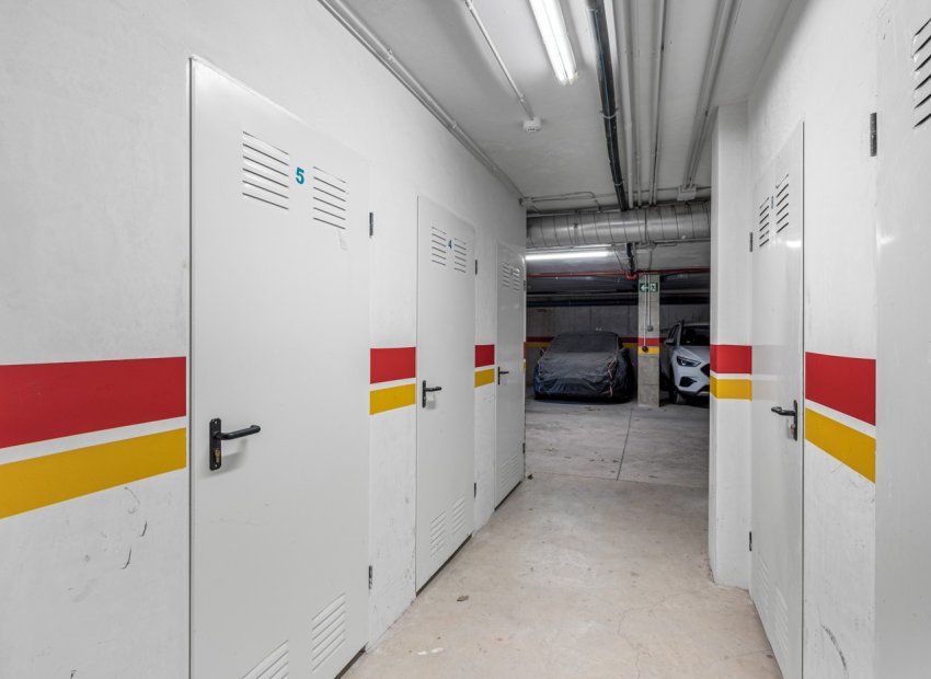 Resale - Apartment / flat - San Miguel de Salinas