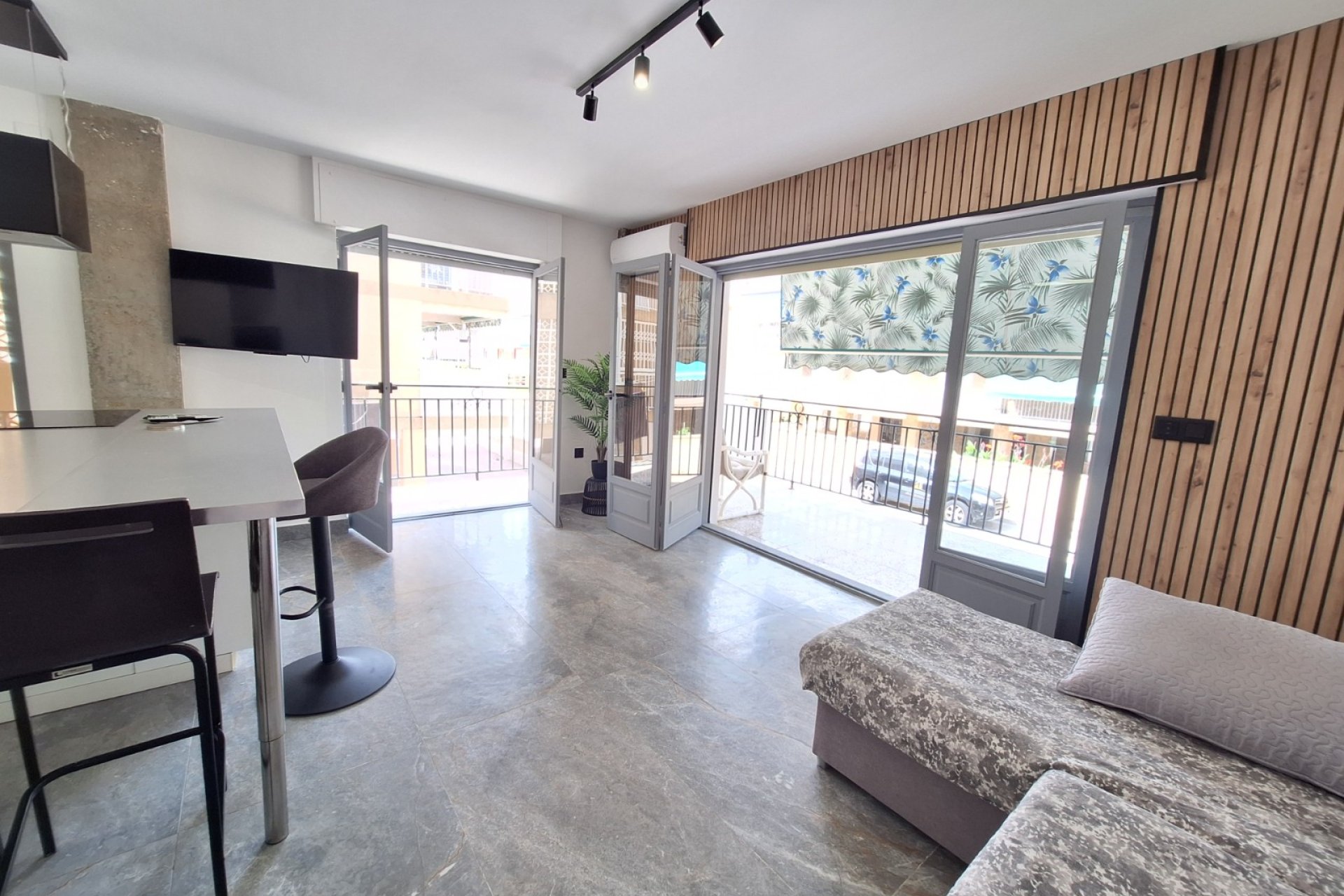 Resale - Apartment / flat - Santa Pola - Gran Playa