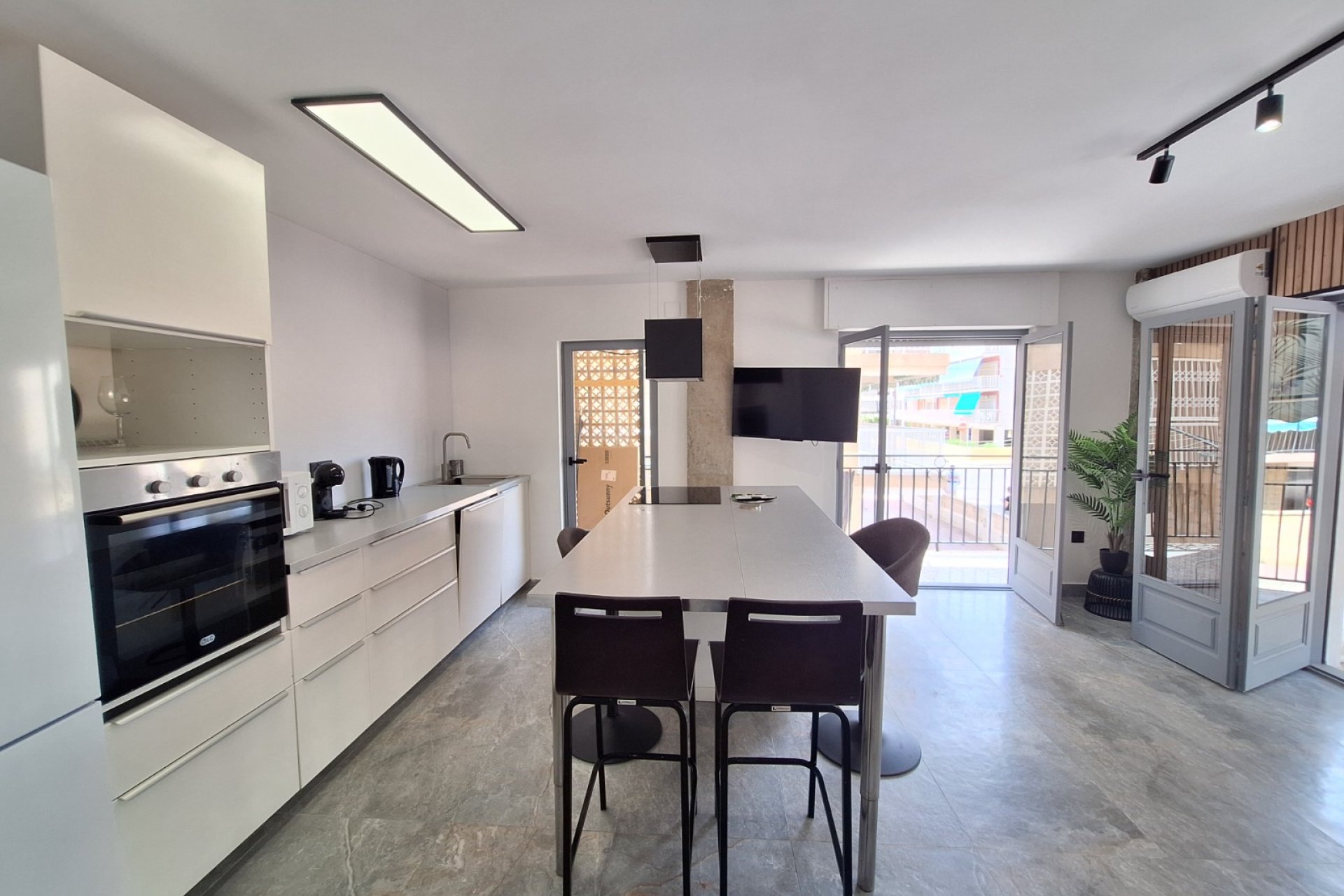 Resale - Apartment / flat - Santa Pola - Gran Playa