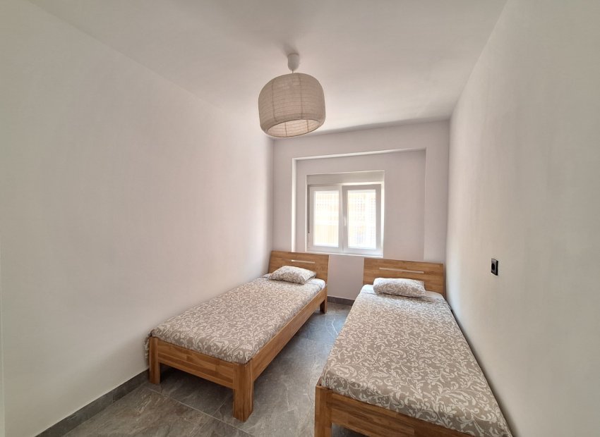 Resale - Apartment / flat - Santa Pola - Gran Playa