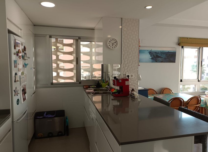 Resale - Apartment / flat - Santa Pola - Gran Playa