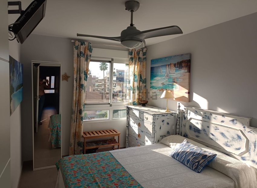 Resale - Apartment / flat - Santa Pola - Gran Playa