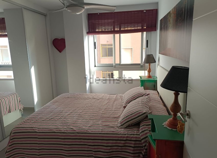 Resale - Apartment / flat - Santa Pola - Gran Playa