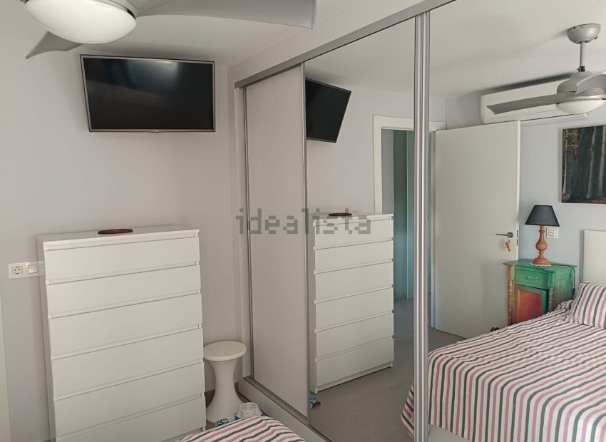 Resale - Apartment / flat - Santa Pola - Gran Playa