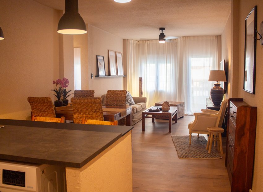 Resale - Apartment / flat - Santa Pola - Playa del Este