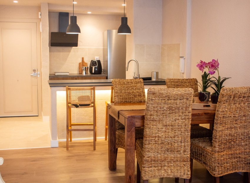 Resale - Apartment / flat - Santa Pola - Playa del Este