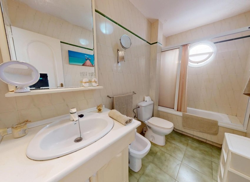 Resale - Apartment / flat - Santa Pola - Playa Lisa