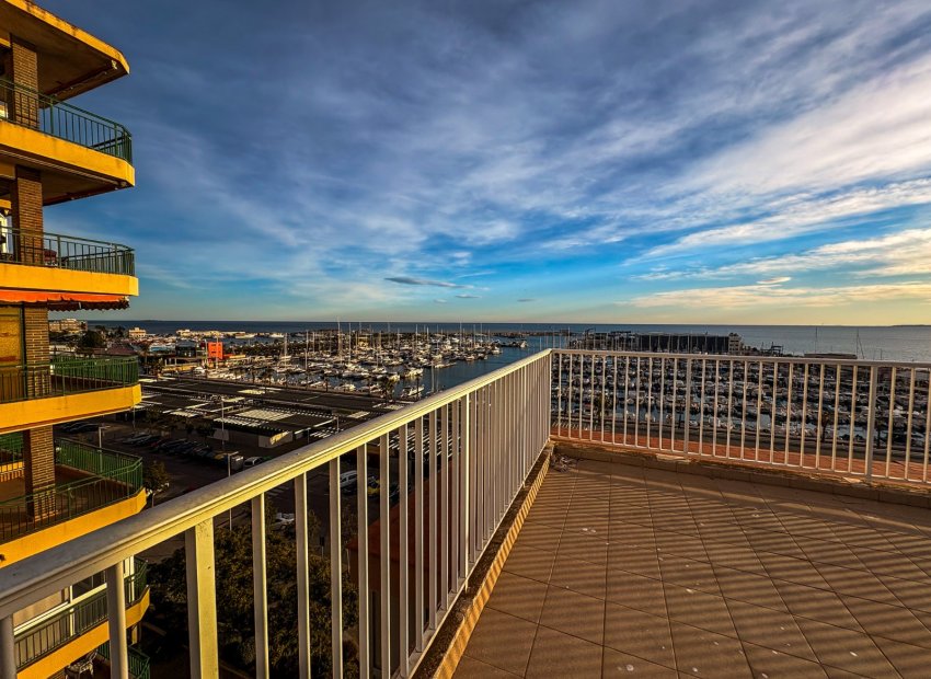 Resale - Apartment / flat - Santa Pola - Puerto