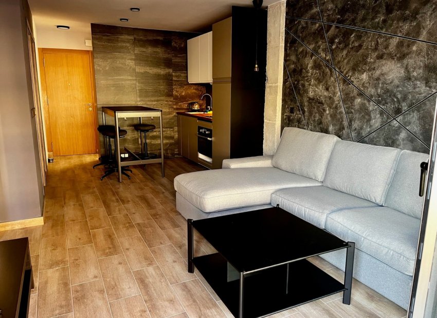 Resale - Apartment / flat - Santa Pola - Puerto