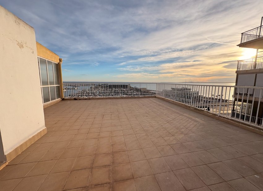 Resale - Apartment / flat - Santa Pola - Puerto