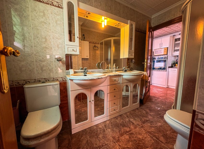 Resale - Apartment / flat - Santa Pola - Puerto