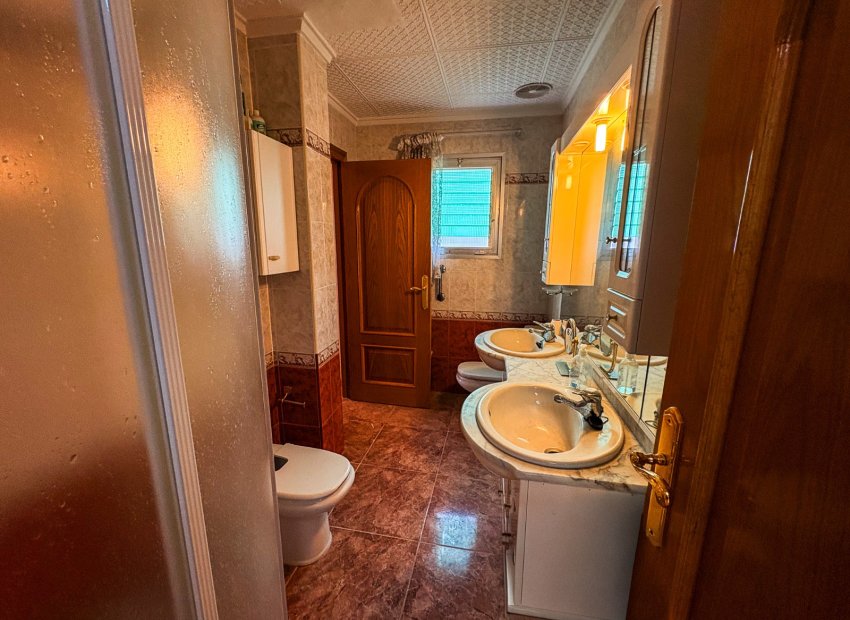 Resale - Apartment / flat - Santa Pola - Puerto