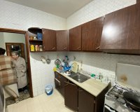 Resale - Apartment / flat - Sax