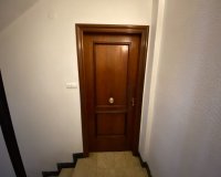 Resale - Apartment / flat - Sax