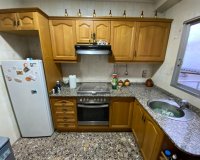 Resale - Apartment / flat - Sax