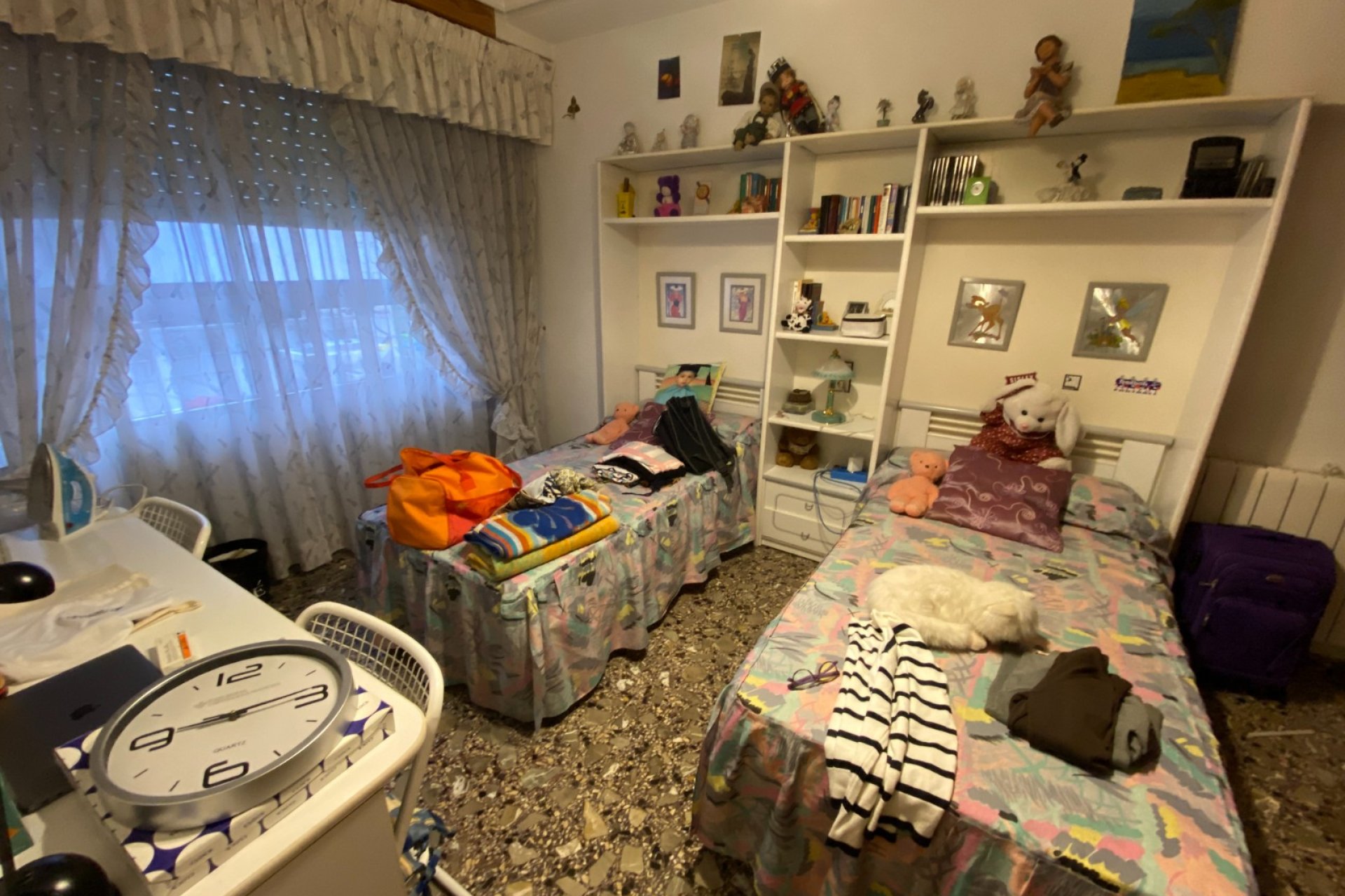 Resale - Apartment / flat - Sax