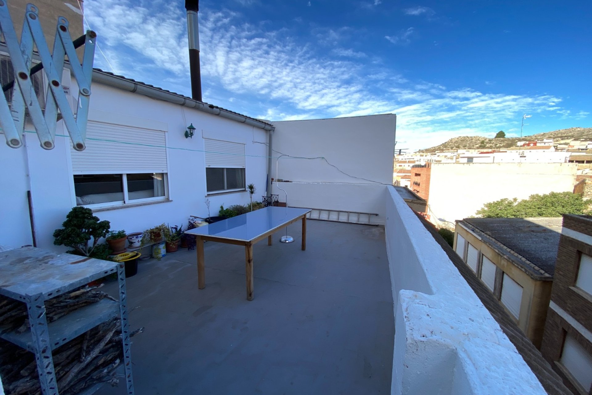 Resale - Apartment / flat - Sax