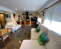 Resale - Apartment / flat - Sax