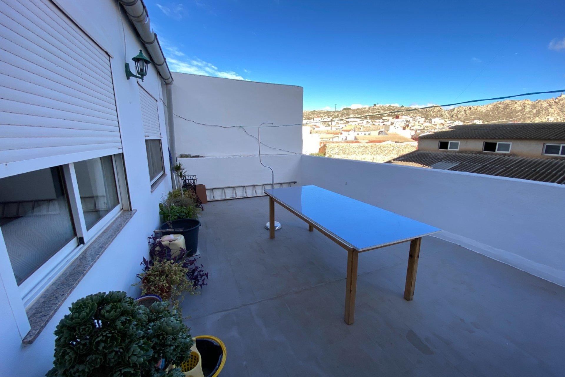 Resale - Apartment / flat - Sax