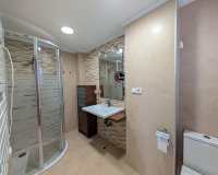 Resale - Apartment / flat - Sax