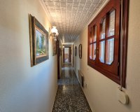 Resale - Apartment / flat - Sax