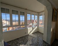Resale - Apartment / flat - Sax