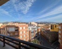 Resale - Apartment / flat - Sax