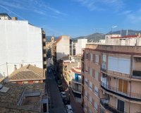 Resale - Apartment / flat - Sax