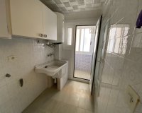 Resale - Apartment / flat - Sax