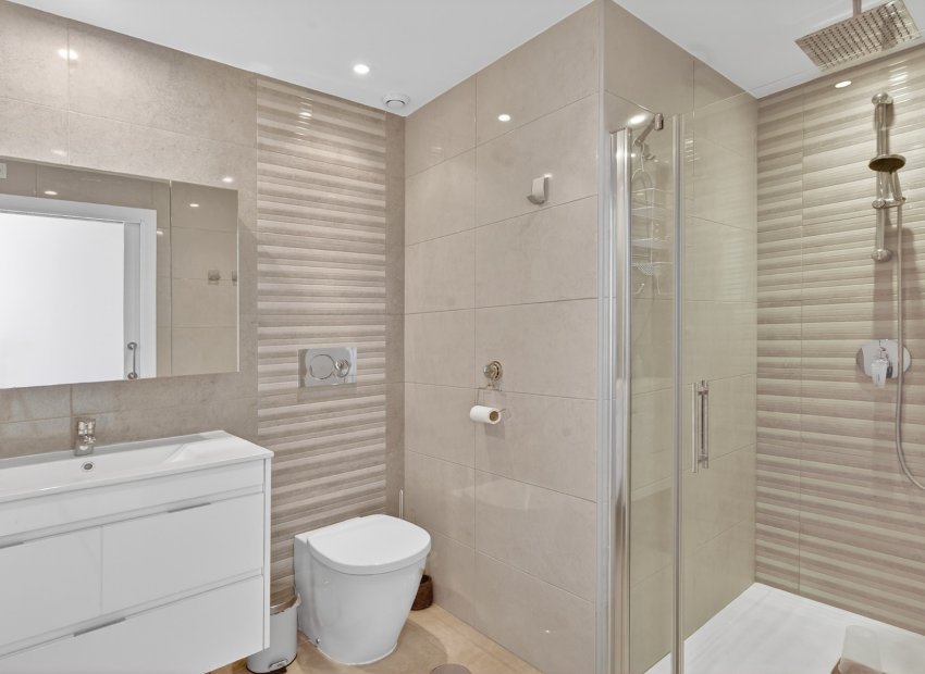 Resale - Apartment / flat - Torrevieia - Aguas Nuevas