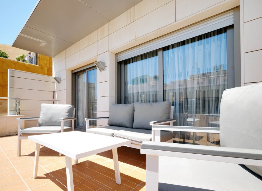 Resale - Apartment / flat - Torrevieia - Center