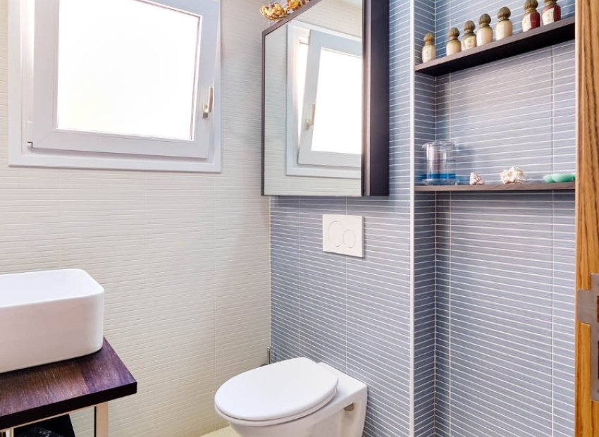 Resale - Apartment / flat - Torrevieia - Center