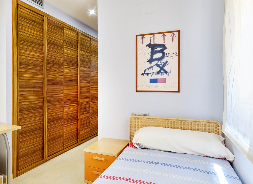 Resale - Apartment / flat - Torrevieia - Center