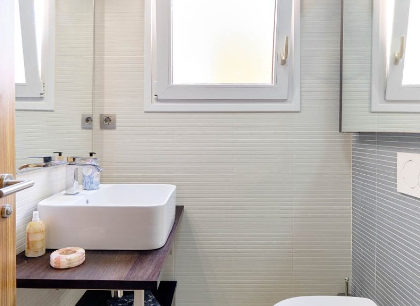 Resale - Apartment / flat - Torrevieia - Center