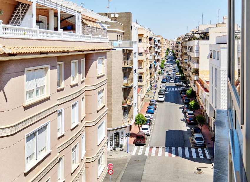 Resale - Apartment / flat - Torrevieia - Center