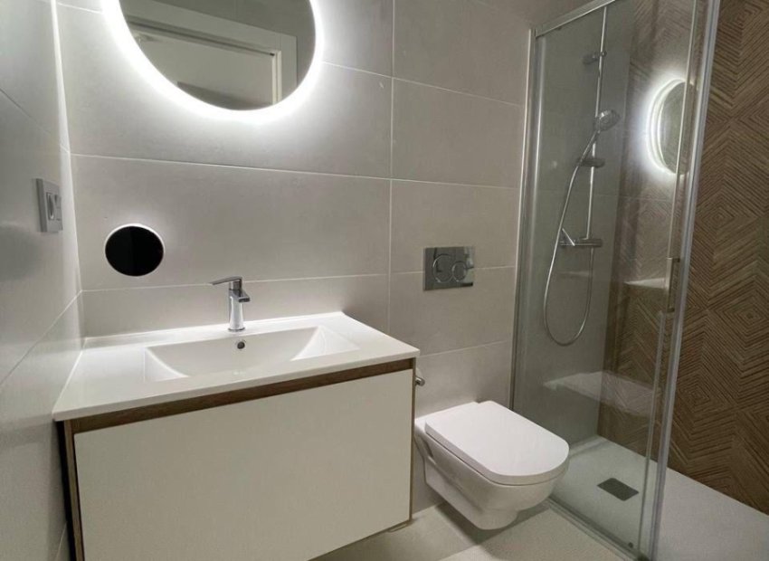 Resale - Apartment / flat - Torrevieia - Center