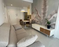 Resale - Apartment / flat - Torrevieia - Center